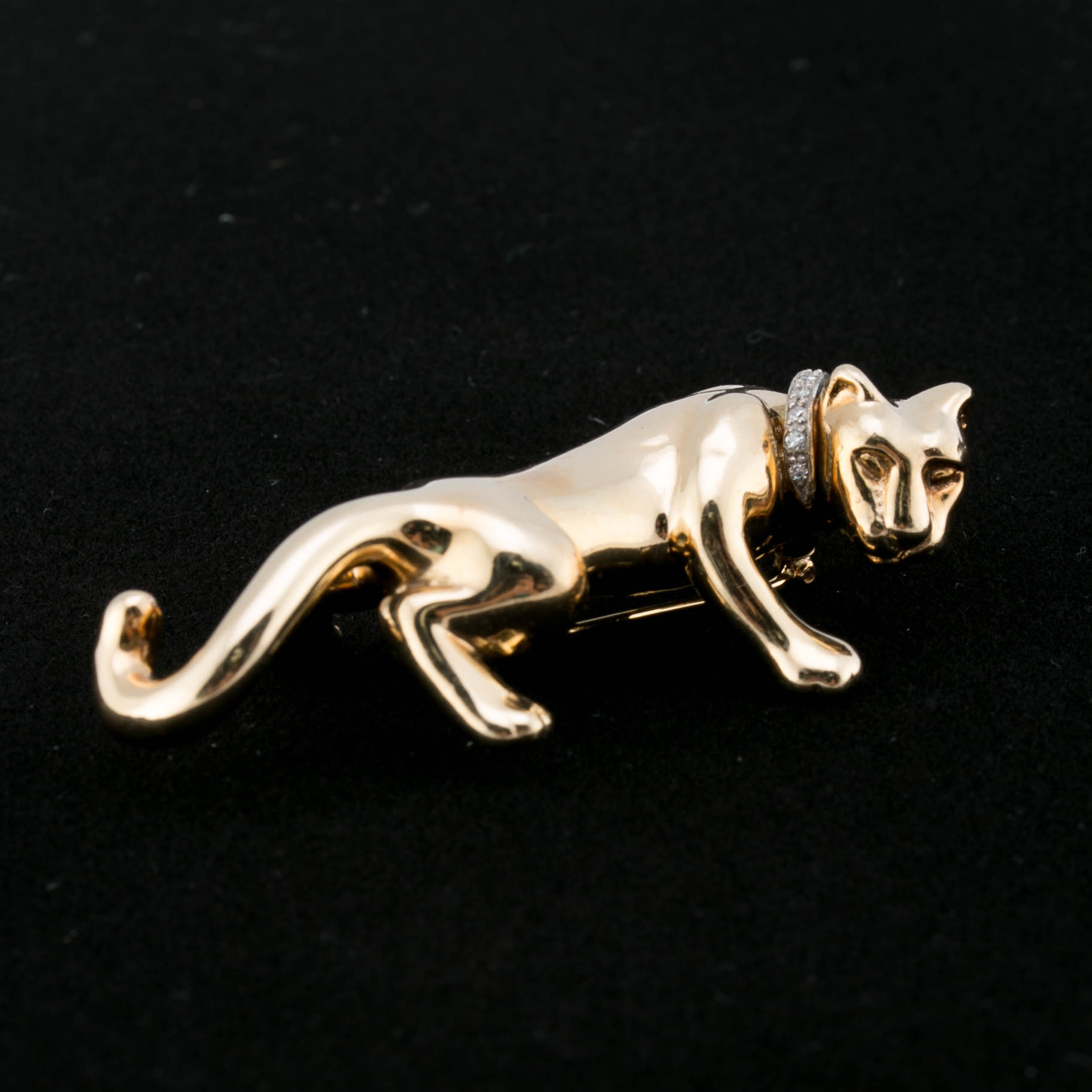 14K Yellow Gold and Diamond Panther Brooch