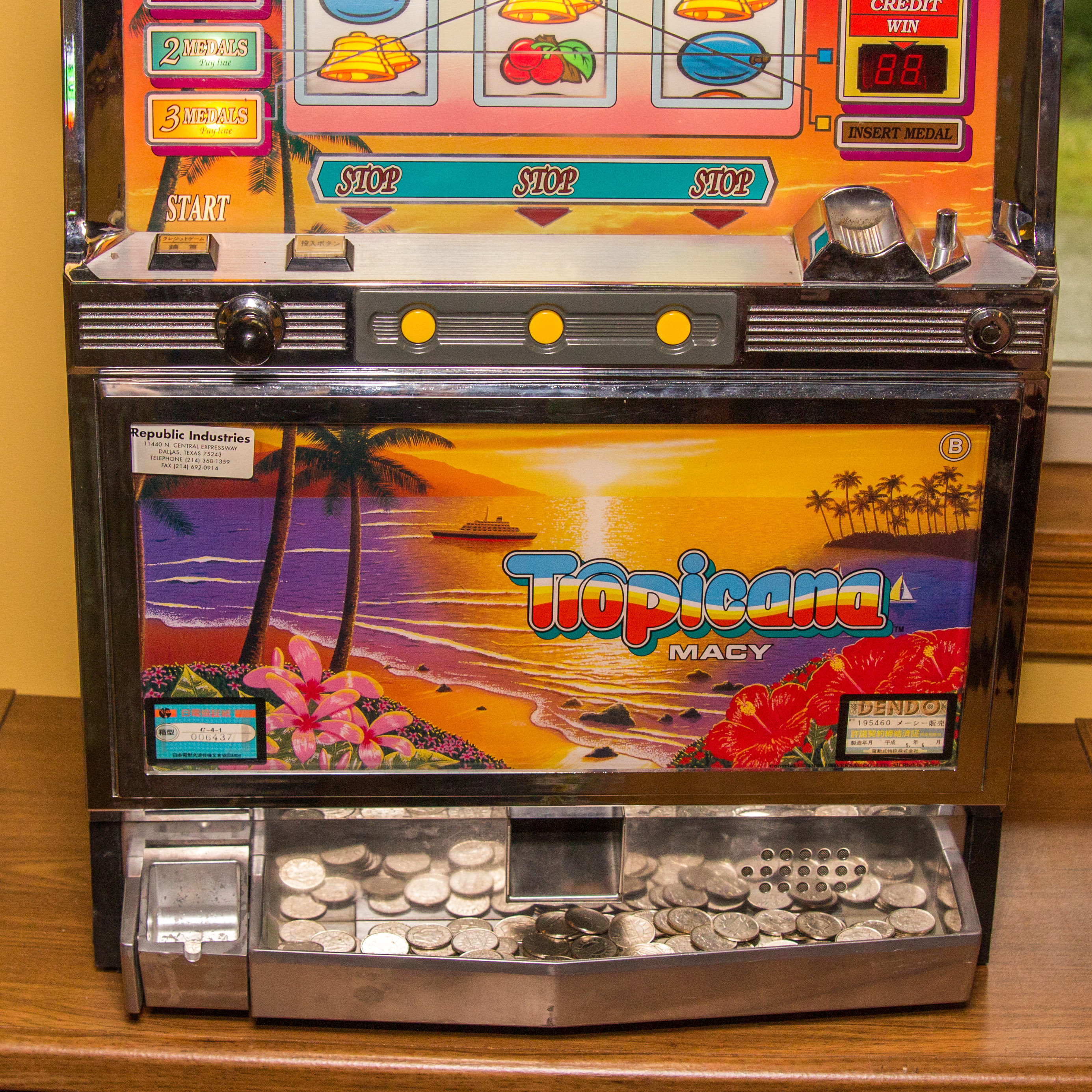 Pachislo "Tropicana Macy" Slot Machine