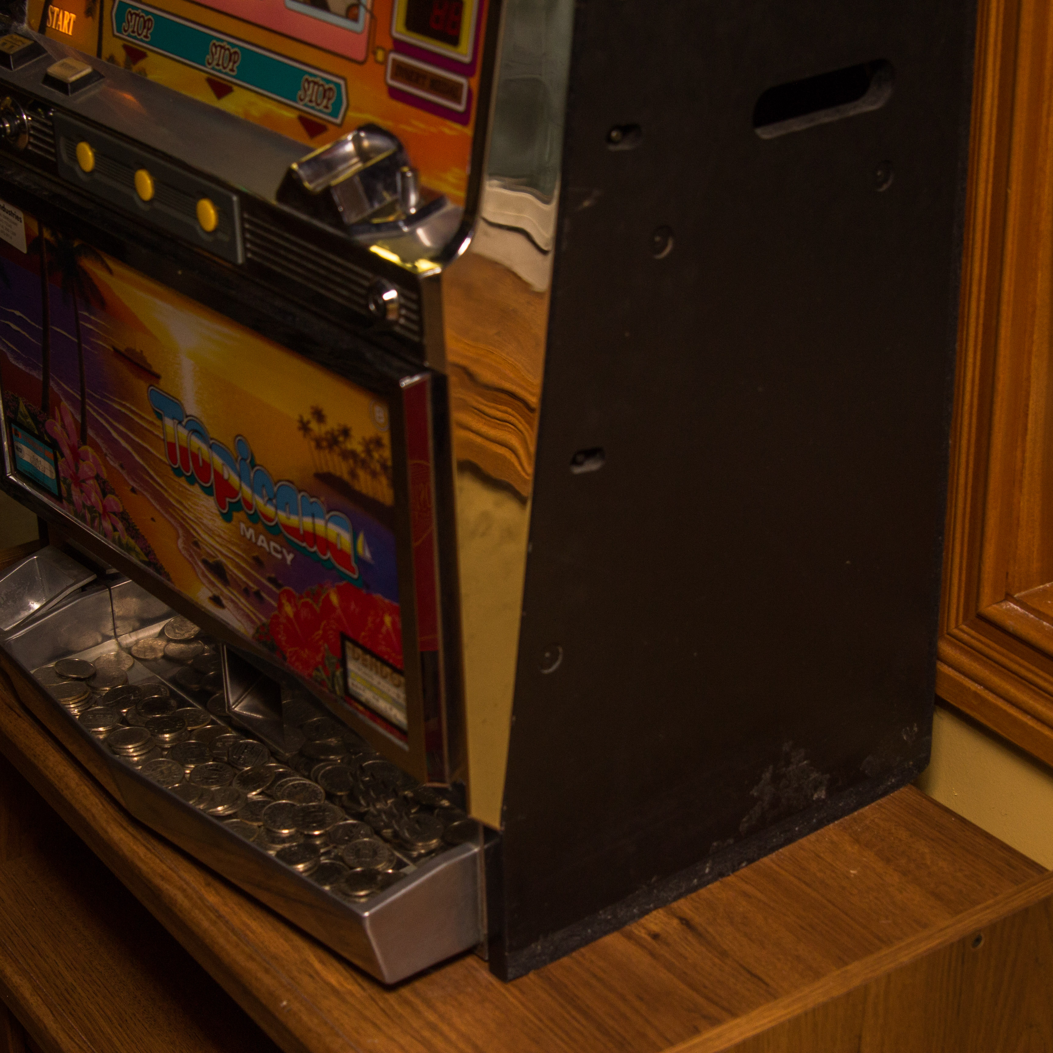 Pachislo "Tropicana Macy" Slot Machine