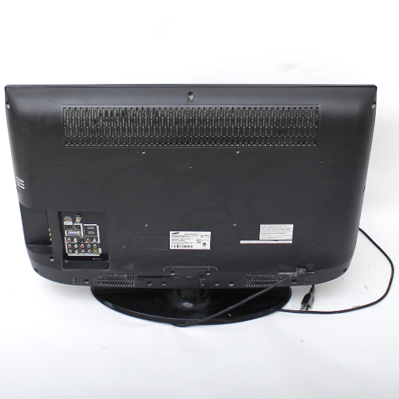 Samsung 32" Flatscreen LCD Television