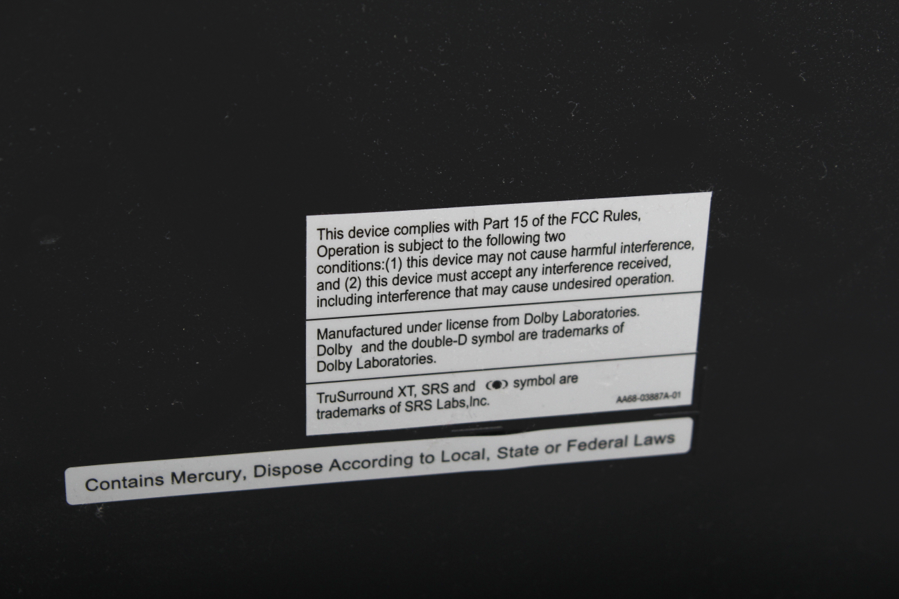 Samsung 32" Flatscreen LCD Television