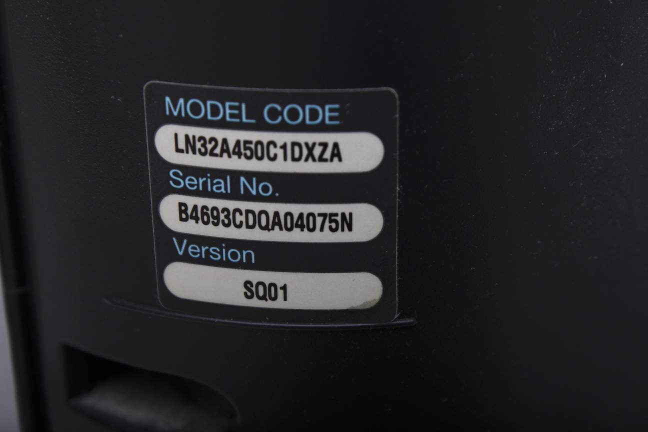 Samsung 32" Flatscreen LCD Television