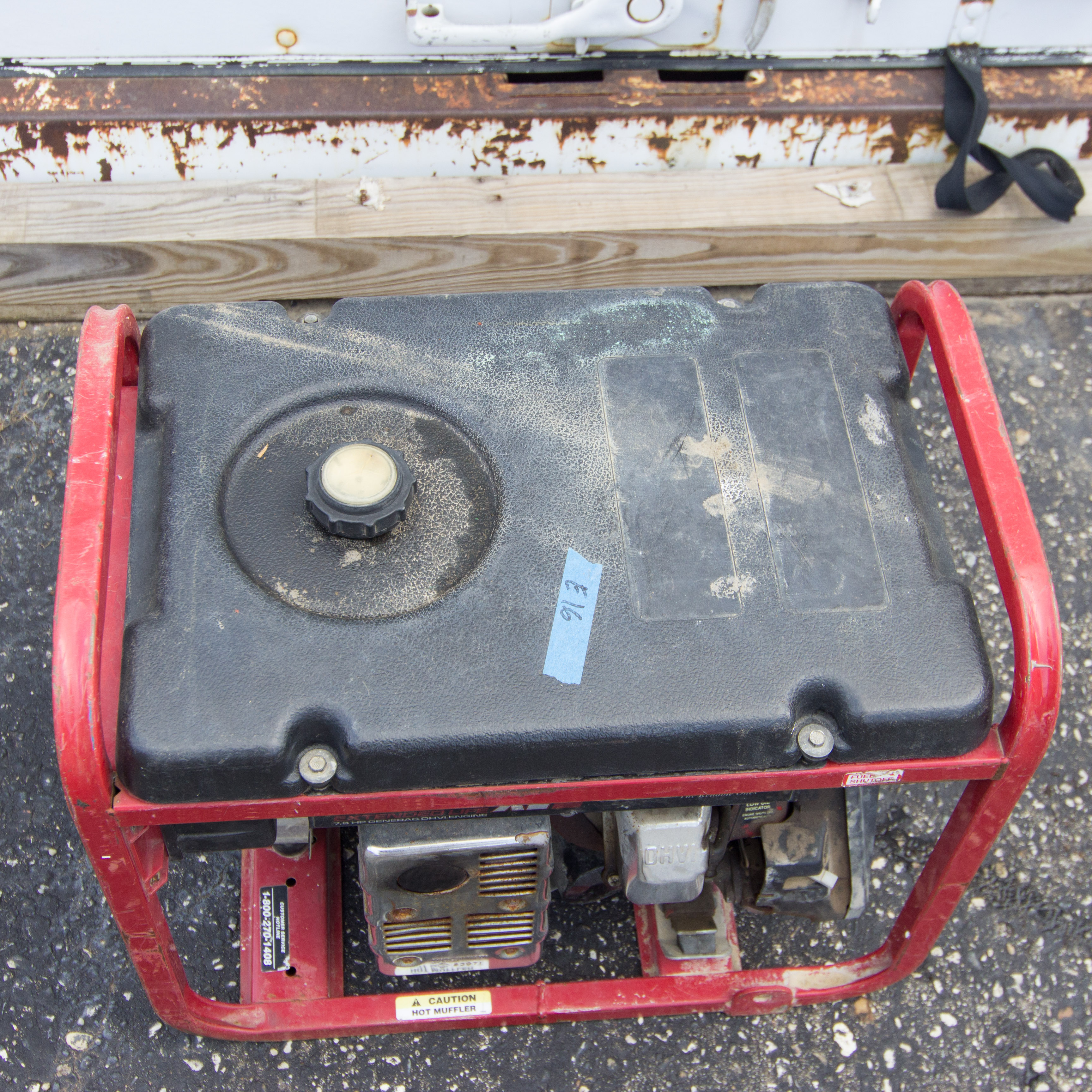 Generac Gas Powered 4000XL Extended Life 7.8 HP Generator