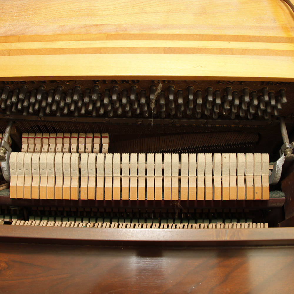 Mid-20th Century Lester Philadelphia Betsy Ross Spinet Piano
