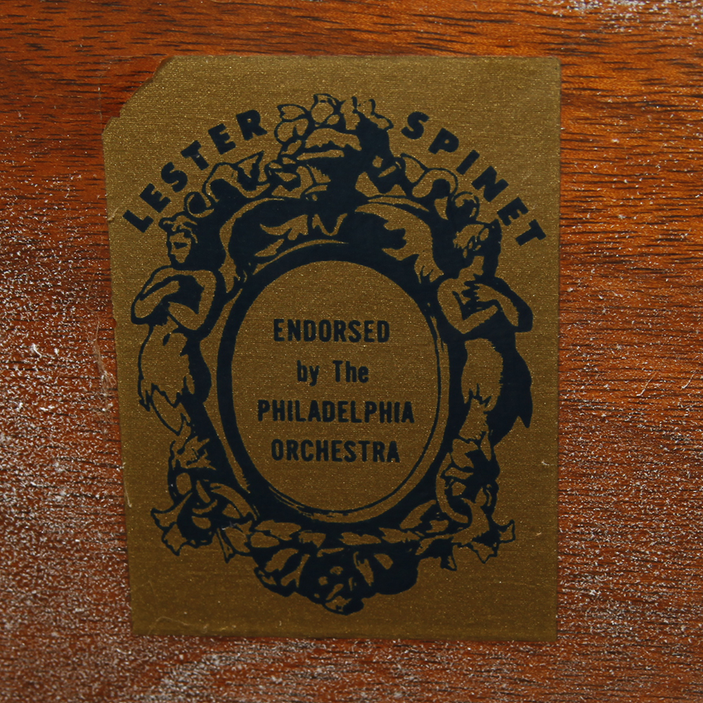 Mid-20th Century Lester Philadelphia Betsy Ross Spinet Piano