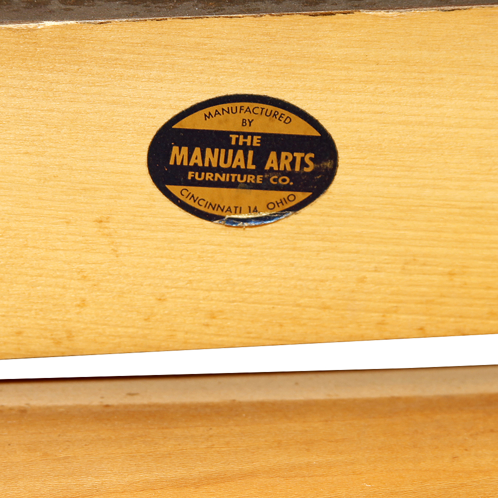 Mid-20th Century Lester Philadelphia Betsy Ross Spinet Piano