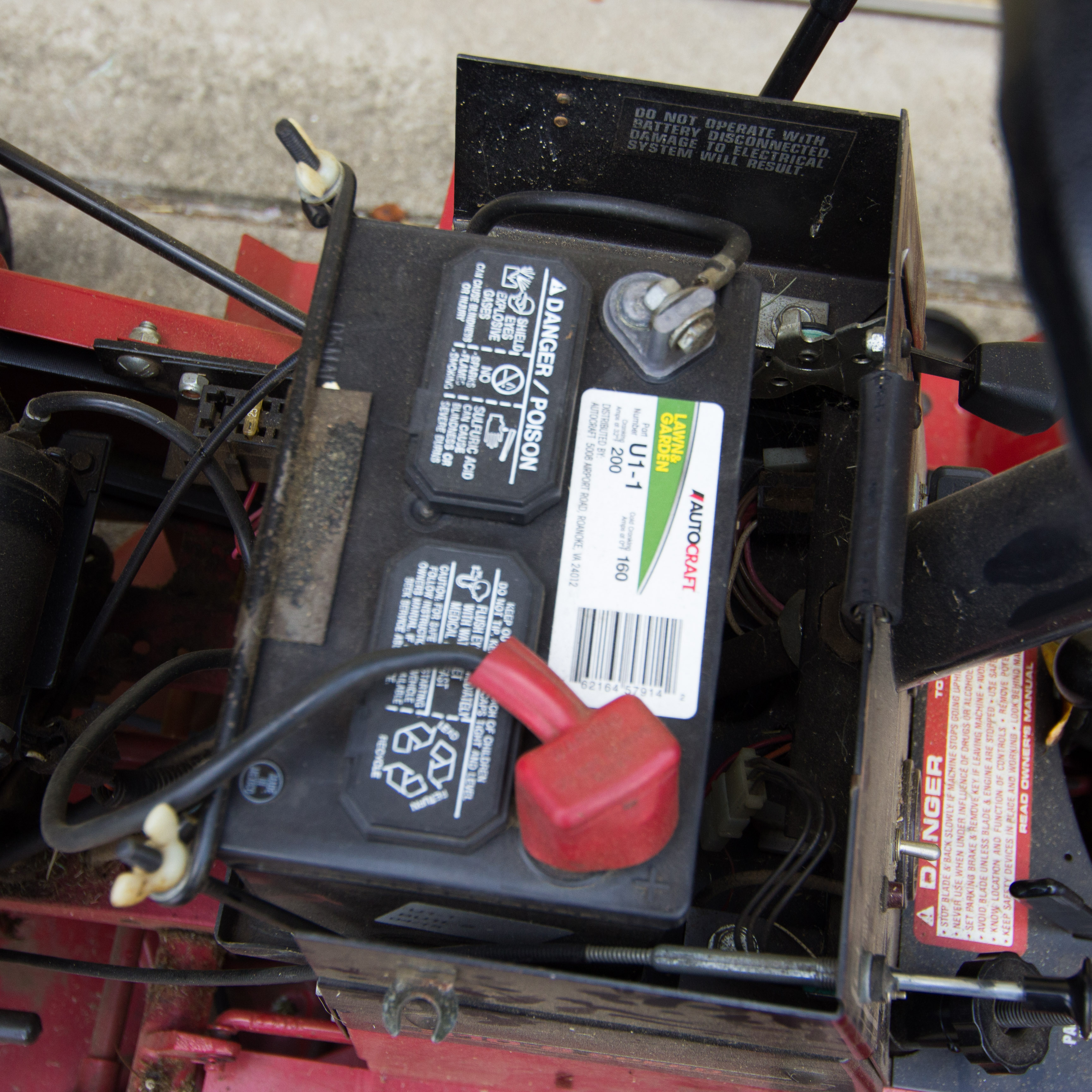 Toro Wheel Horse Classic 310-8 Lawnmower