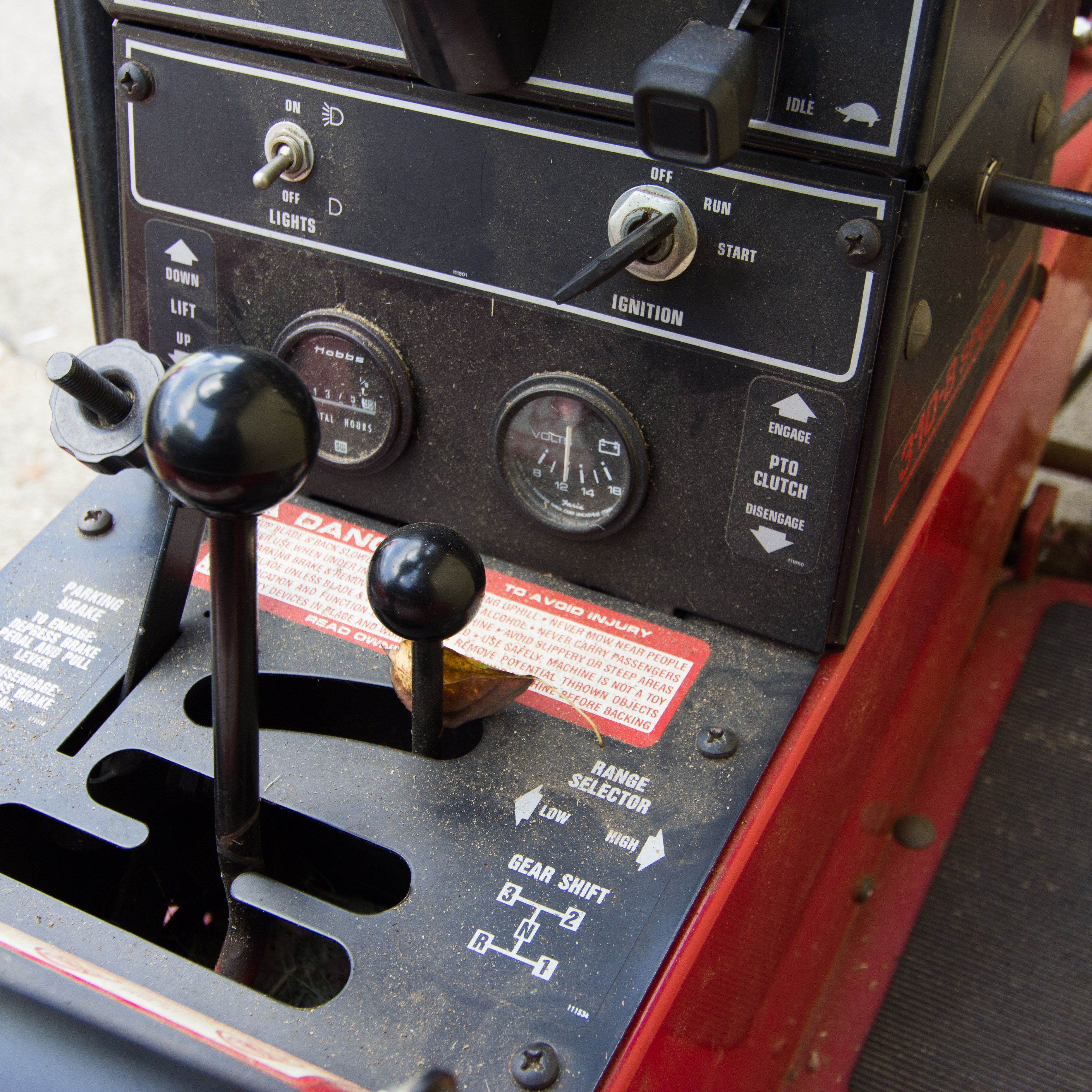 Toro Wheel Horse Classic 310-8 Lawnmower