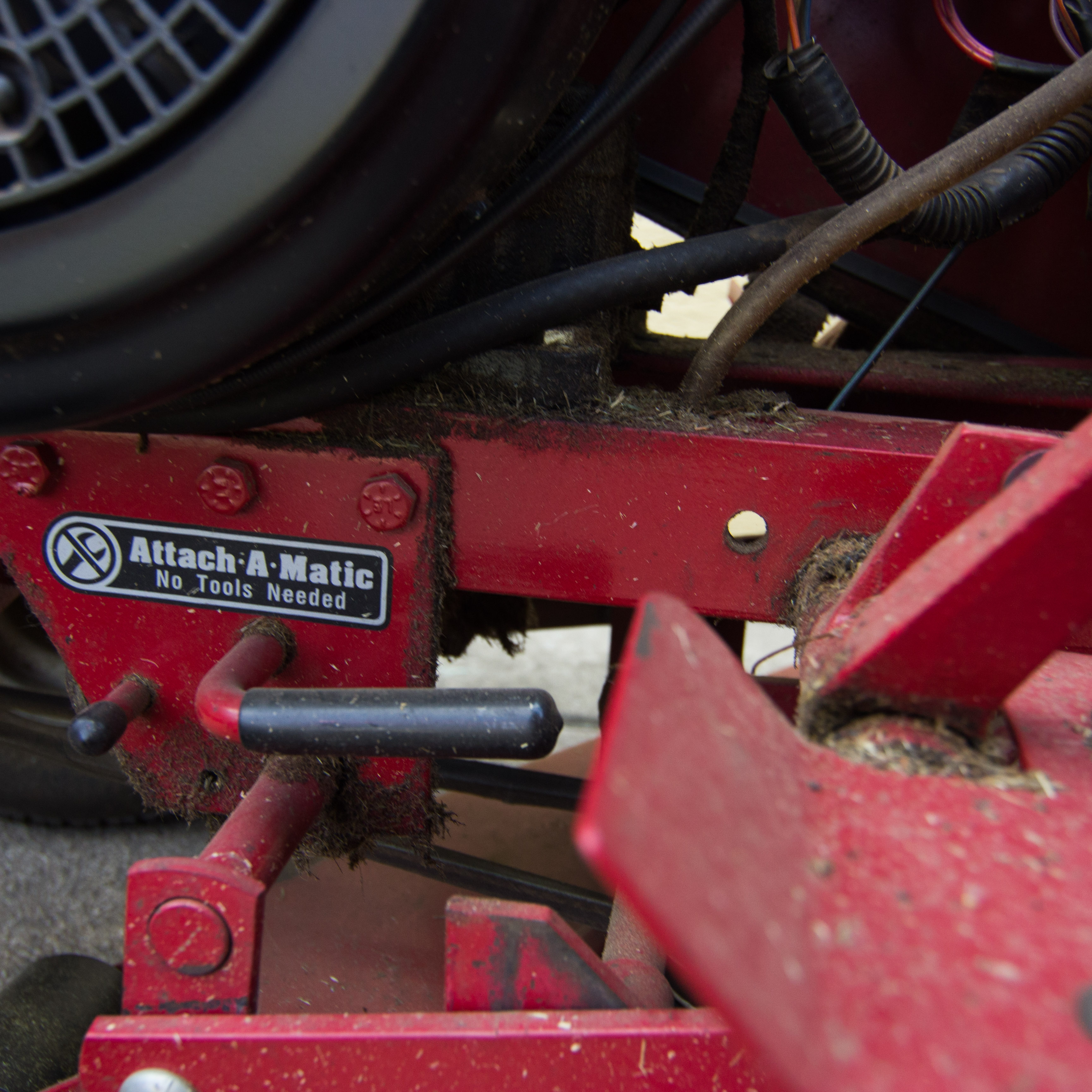 Toro Wheel Horse Classic 310-8 Lawnmower