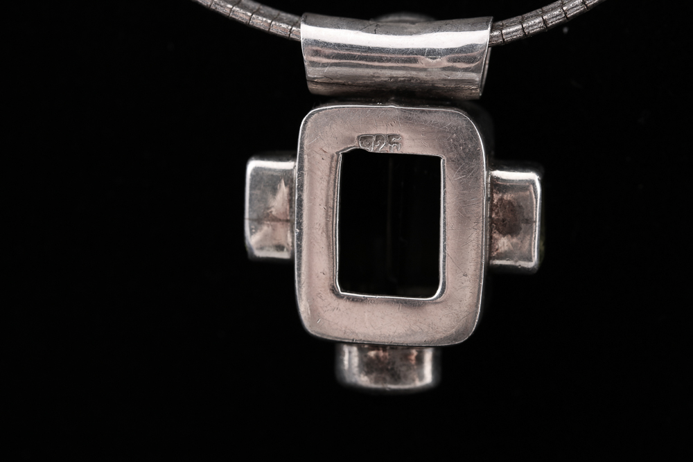 Sterling Silver Bi-Colored Quartz and Peridot Necklace