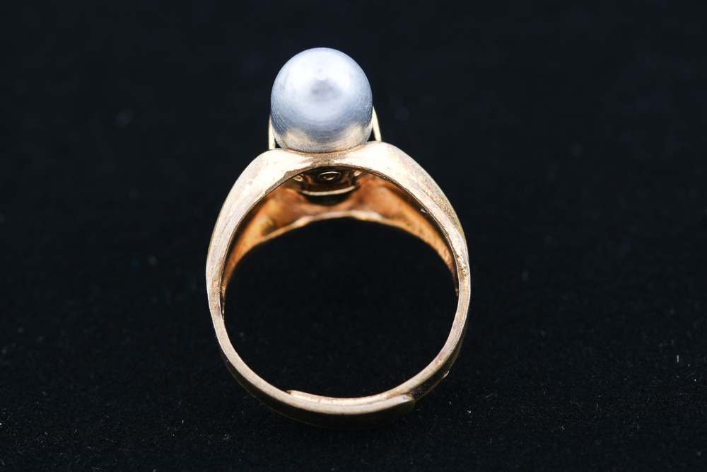 14K Gold Love Bird Hoop Earrings