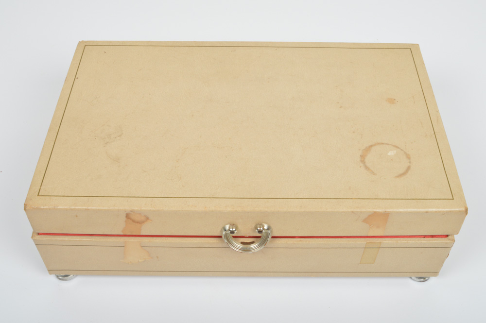 Vintage Jewelry Box and Jewelry