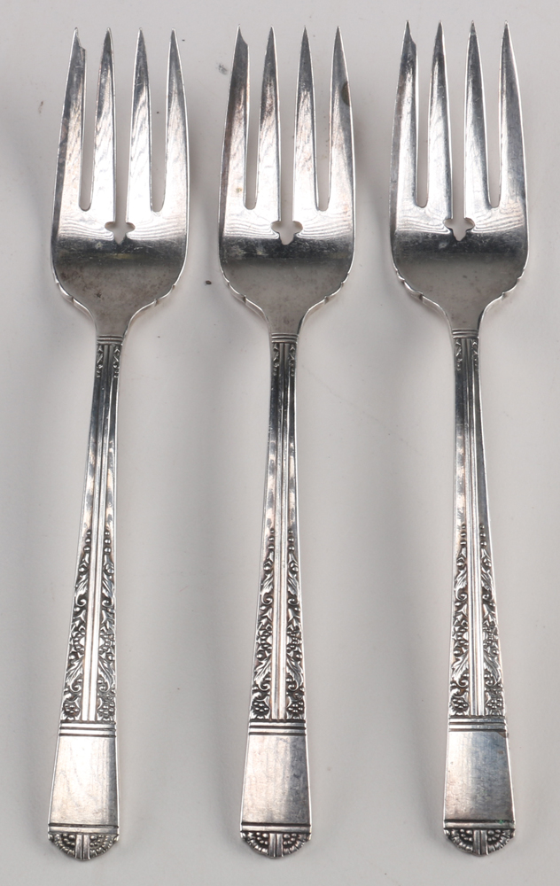Assorted Silver Plate Flatware