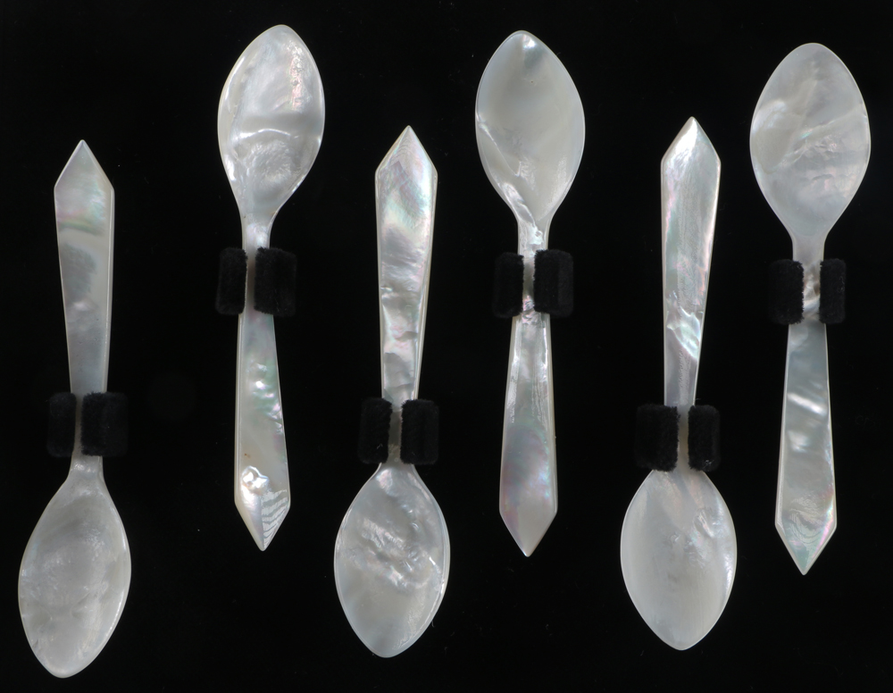 Late 20th Century Mother of Pearl Oyster Spoons by G. Lorenzi
