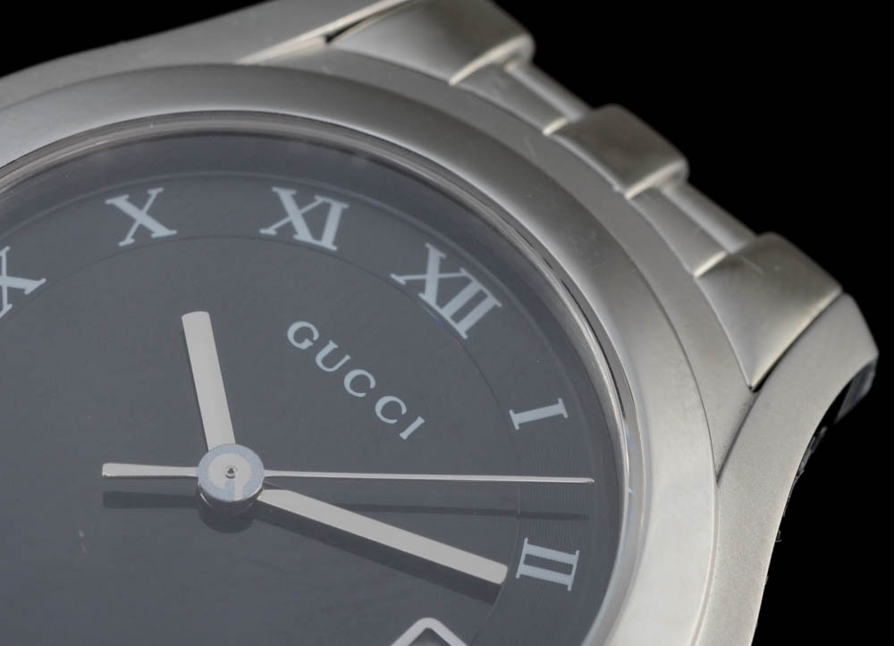 Men’s Gucci Wrist Watch with Date Calendar Model 5500M - WVXU