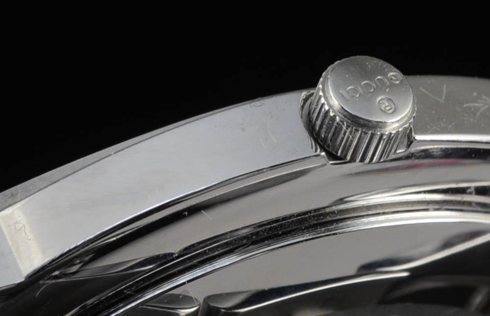 Men’s Gucci Wrist Watch with Date Calendar Model 5500M - WVXU