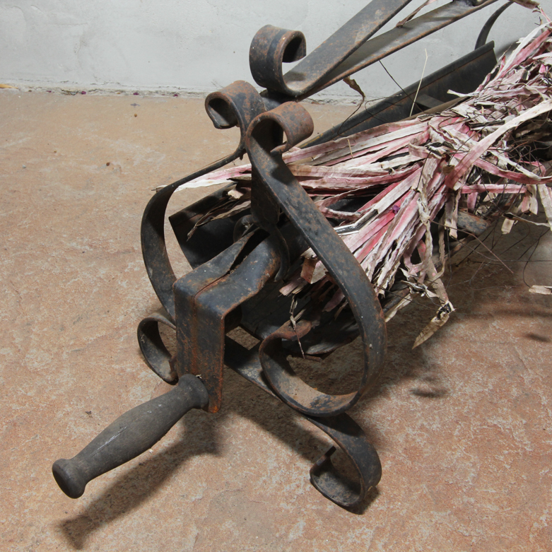 Cast Iron Newspaper Log Roller