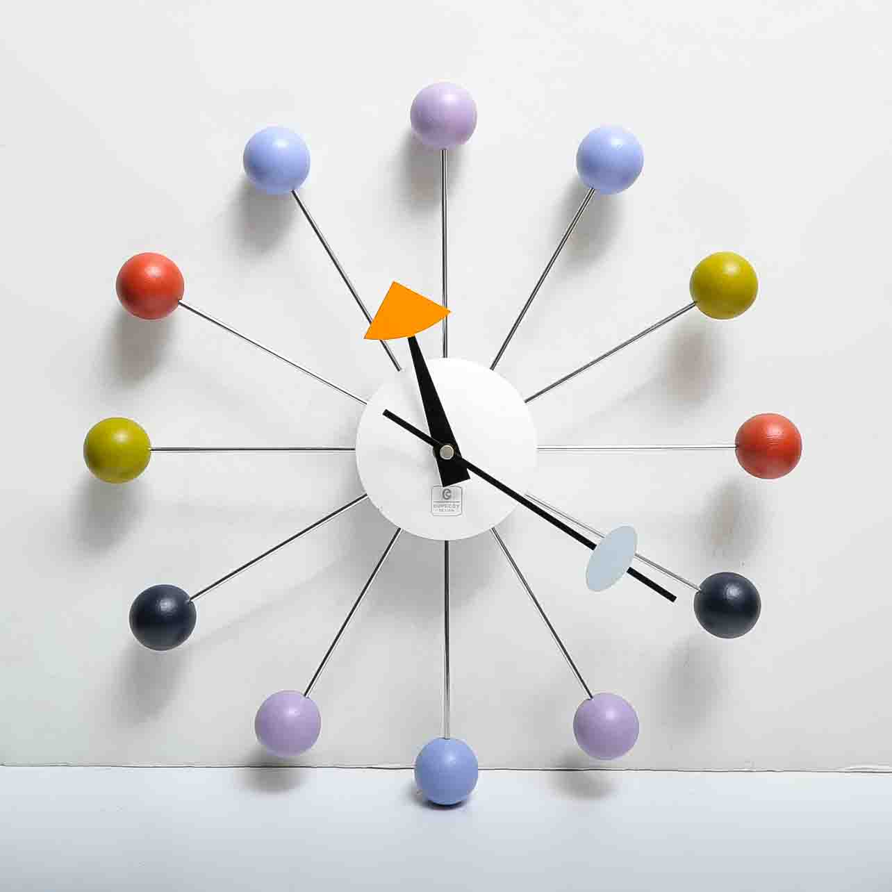 Mid Century Style Wall Clock by Cupecoy Design | EBTH