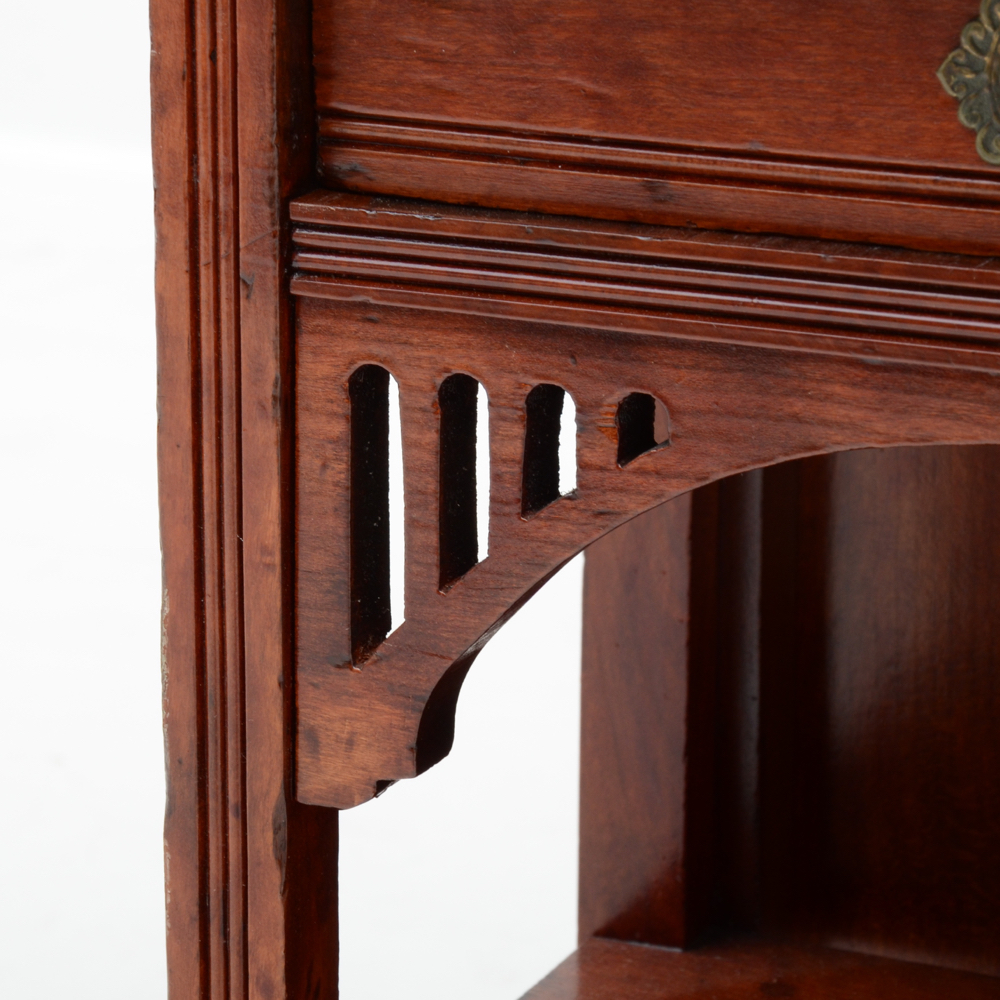 Victorian Eastlake Birch Hall Tree