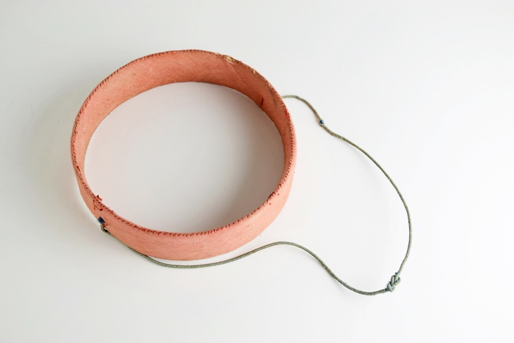 Qing Dynasty Mandarin Summer Hat in Silk with Red Tassel in Hand Woven Rattan Hat Box