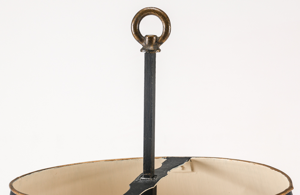 Black Iron Table Lamp