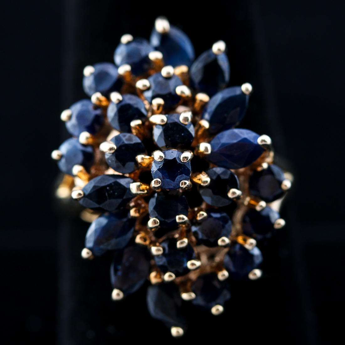 10K Yellow Gold and Blue Sapphire Ring