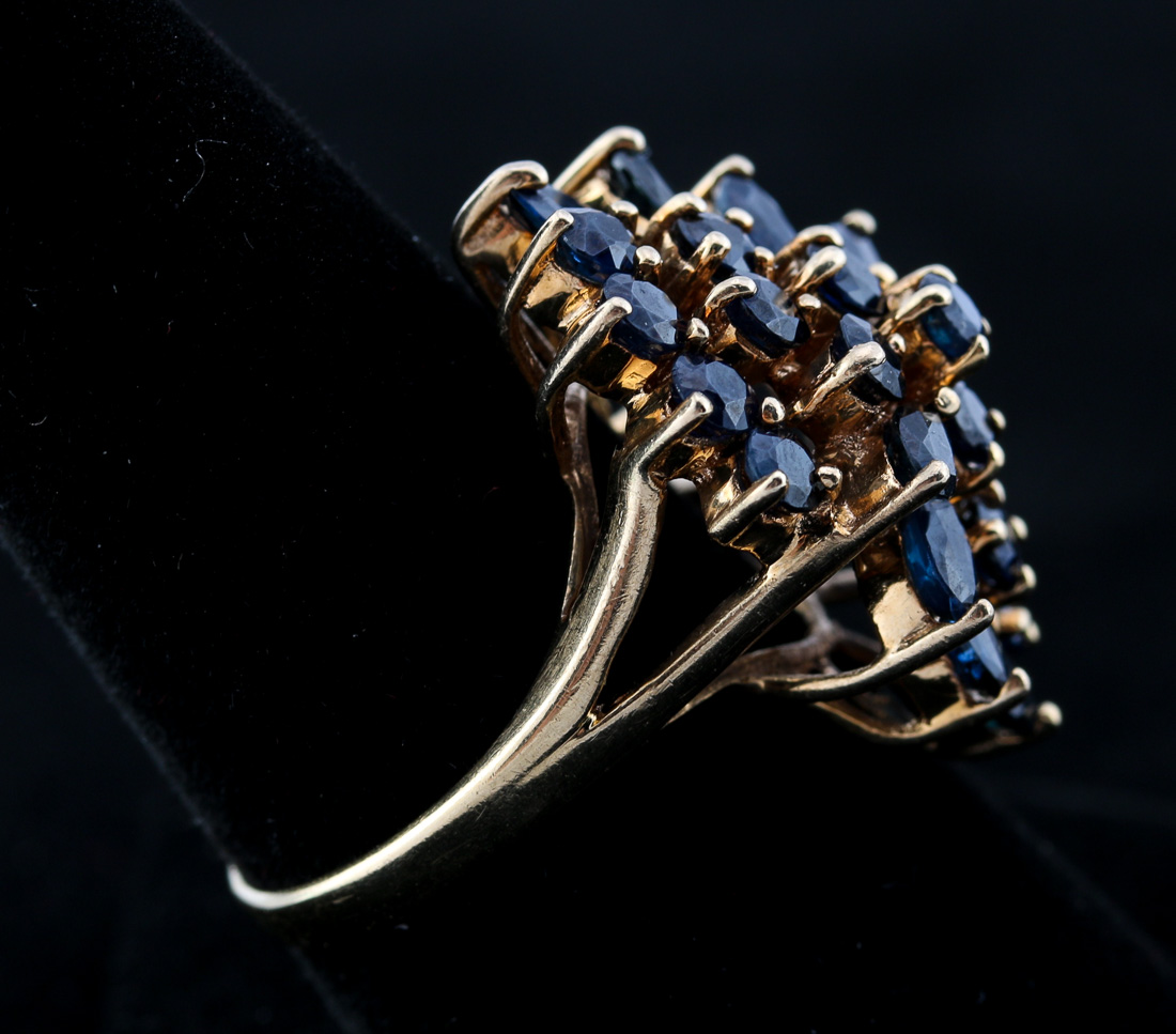 10K Yellow Gold and Blue Sapphire Ring