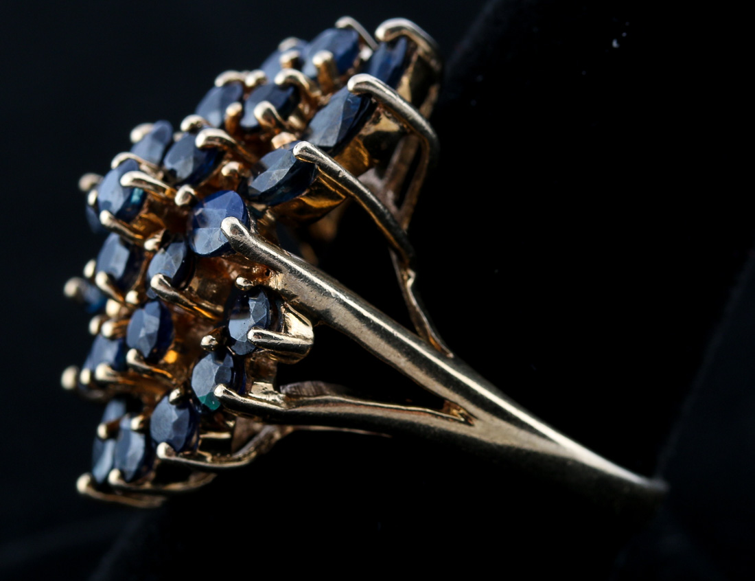 10K Yellow Gold and Blue Sapphire Ring