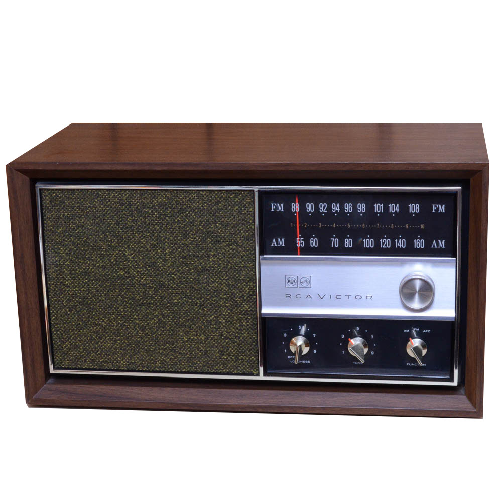 Vintage RCA Victor Radio