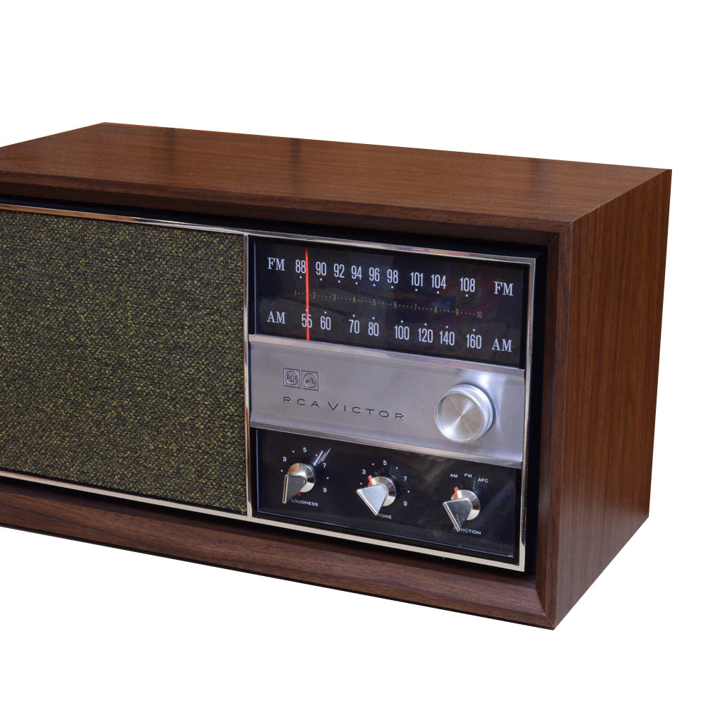 Vintage RCA Victor Radio