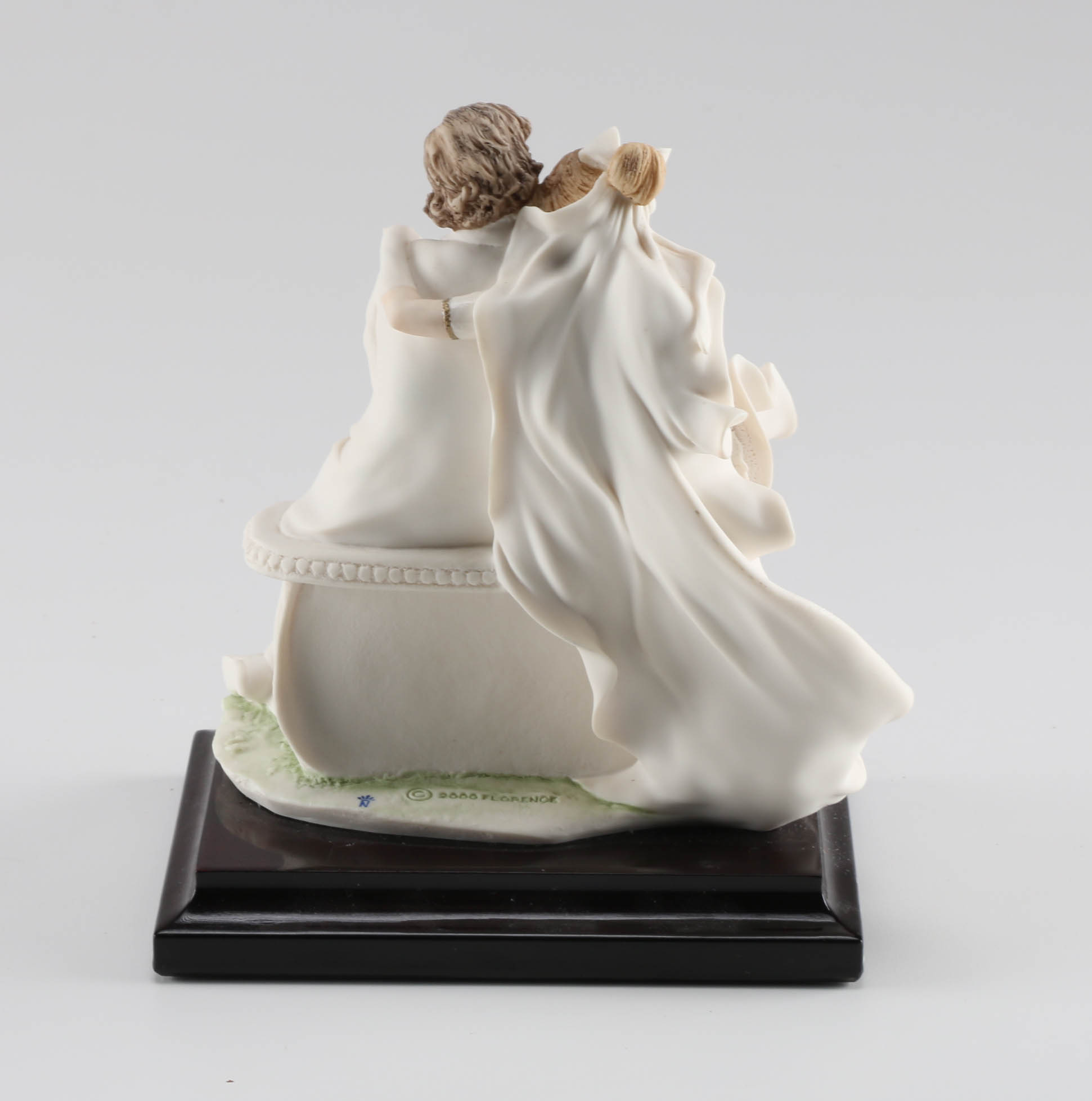 Giuseppe Armani Wedding Couple Figurine