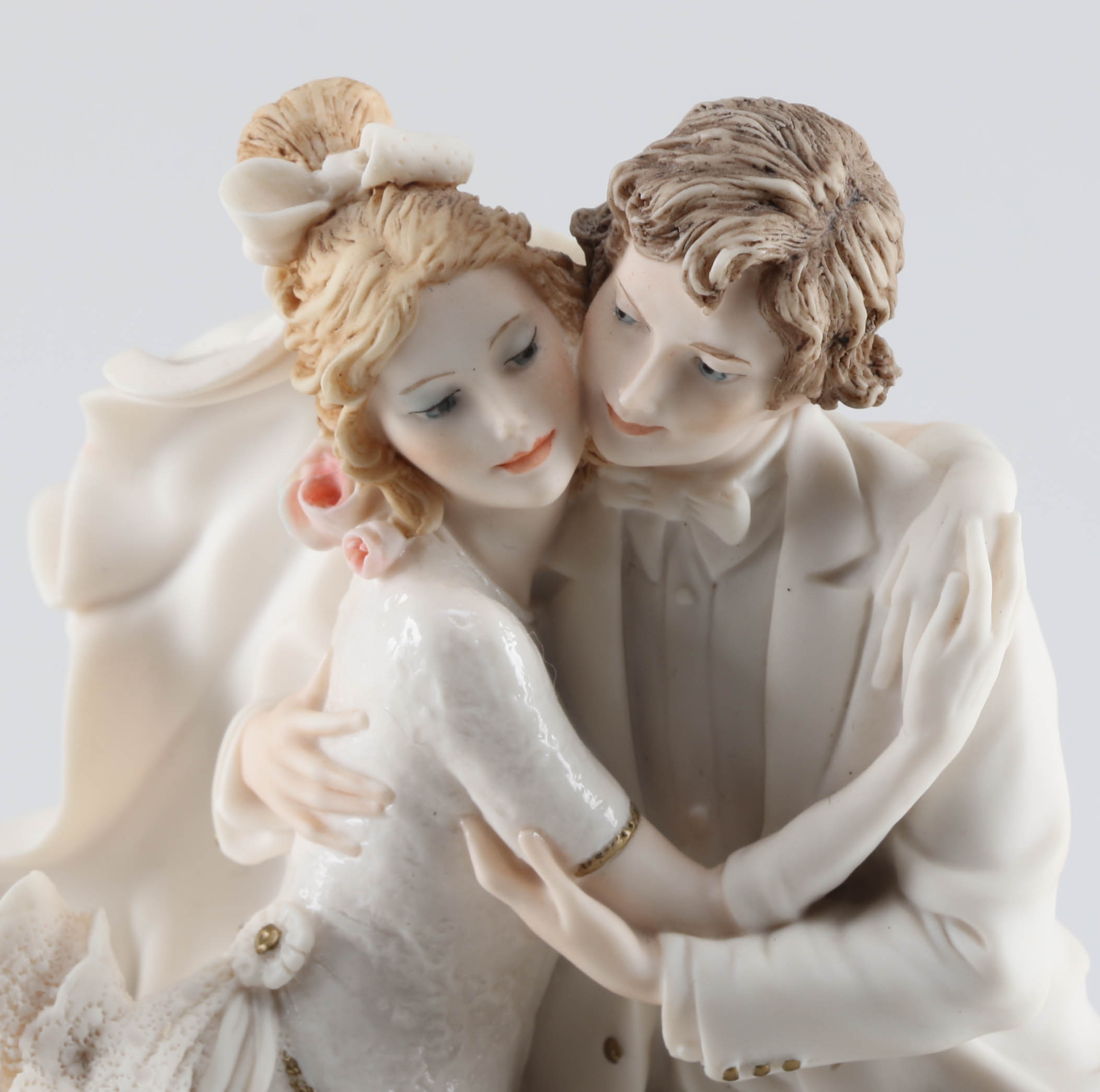 Giuseppe Armani Wedding Couple Figurine