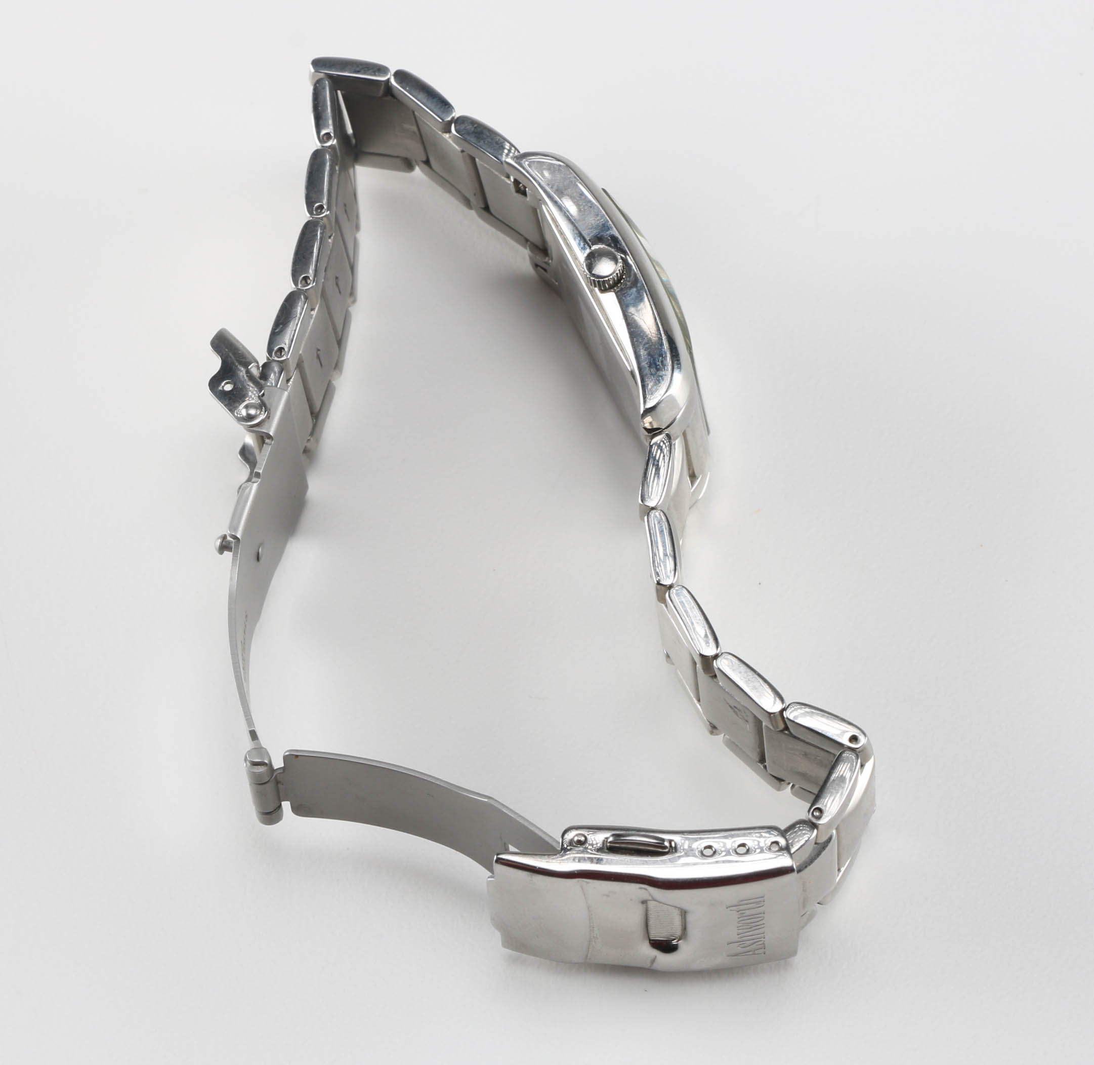 Group of Wrist Watches Including a Vintage Self-Winding Cordura "Sea Gull"