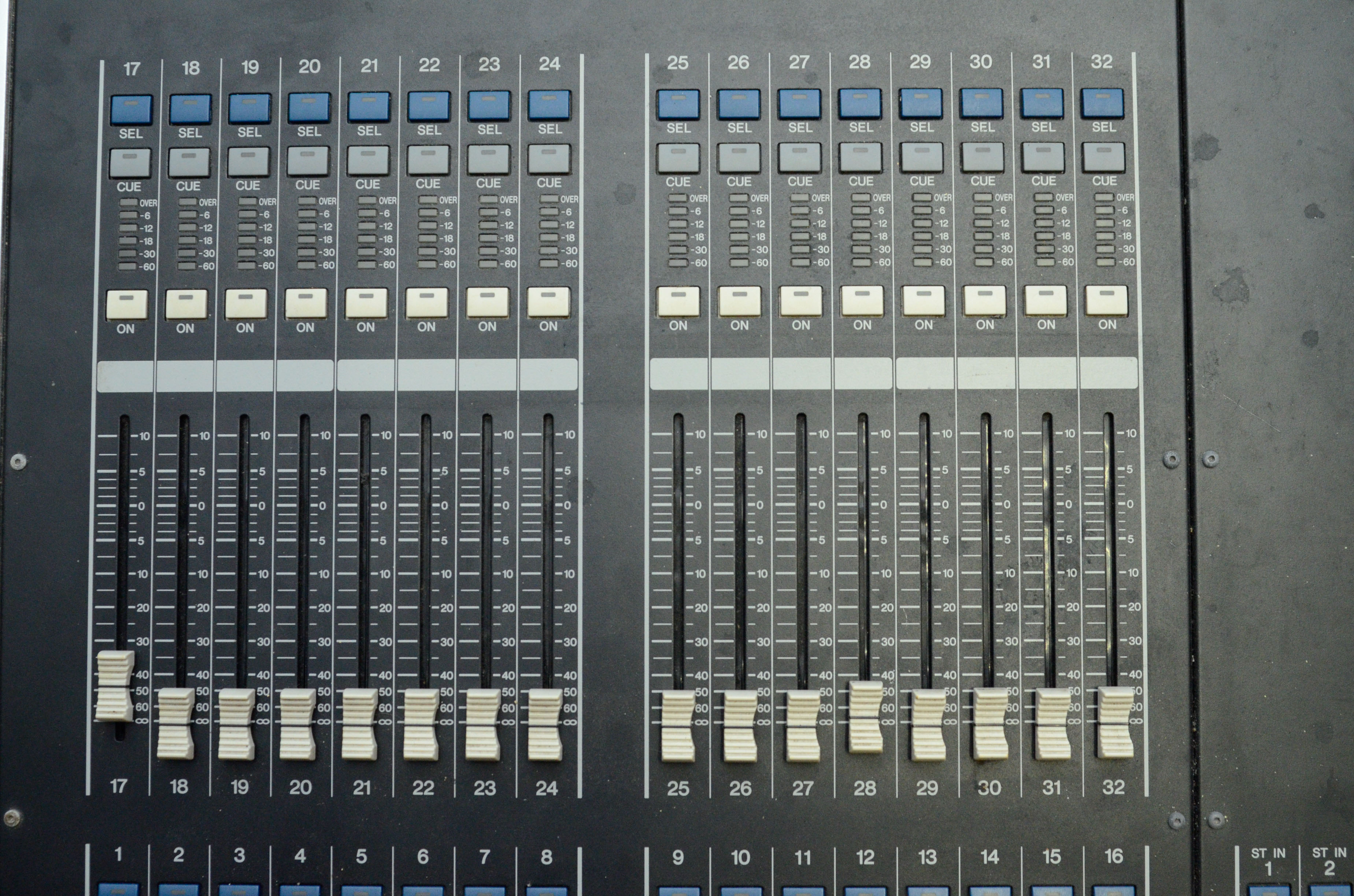 Yamaha M7CL-48 Soundboard