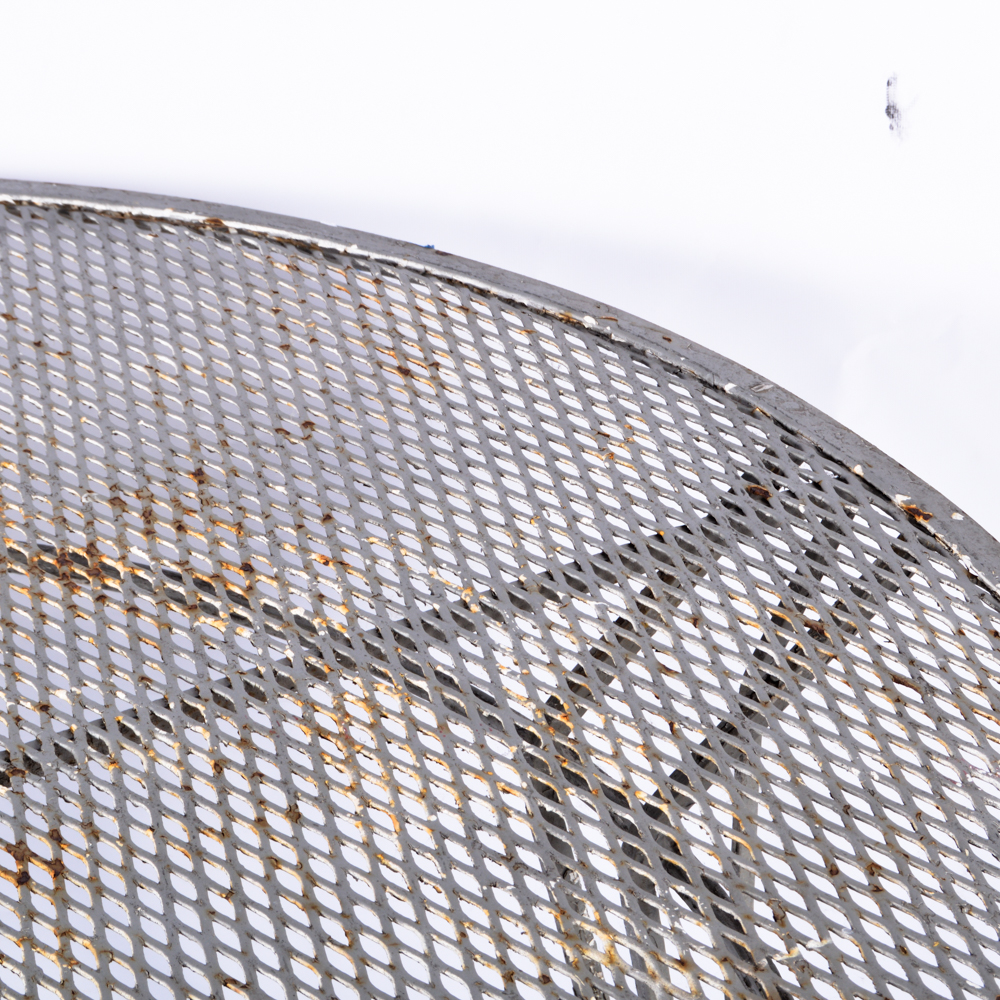 Round Metal Patio Table