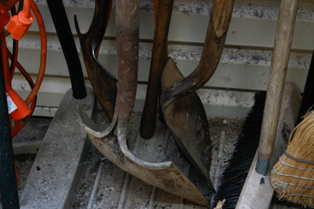 Lawn and Garden Tools with Plastic Organizing Stand