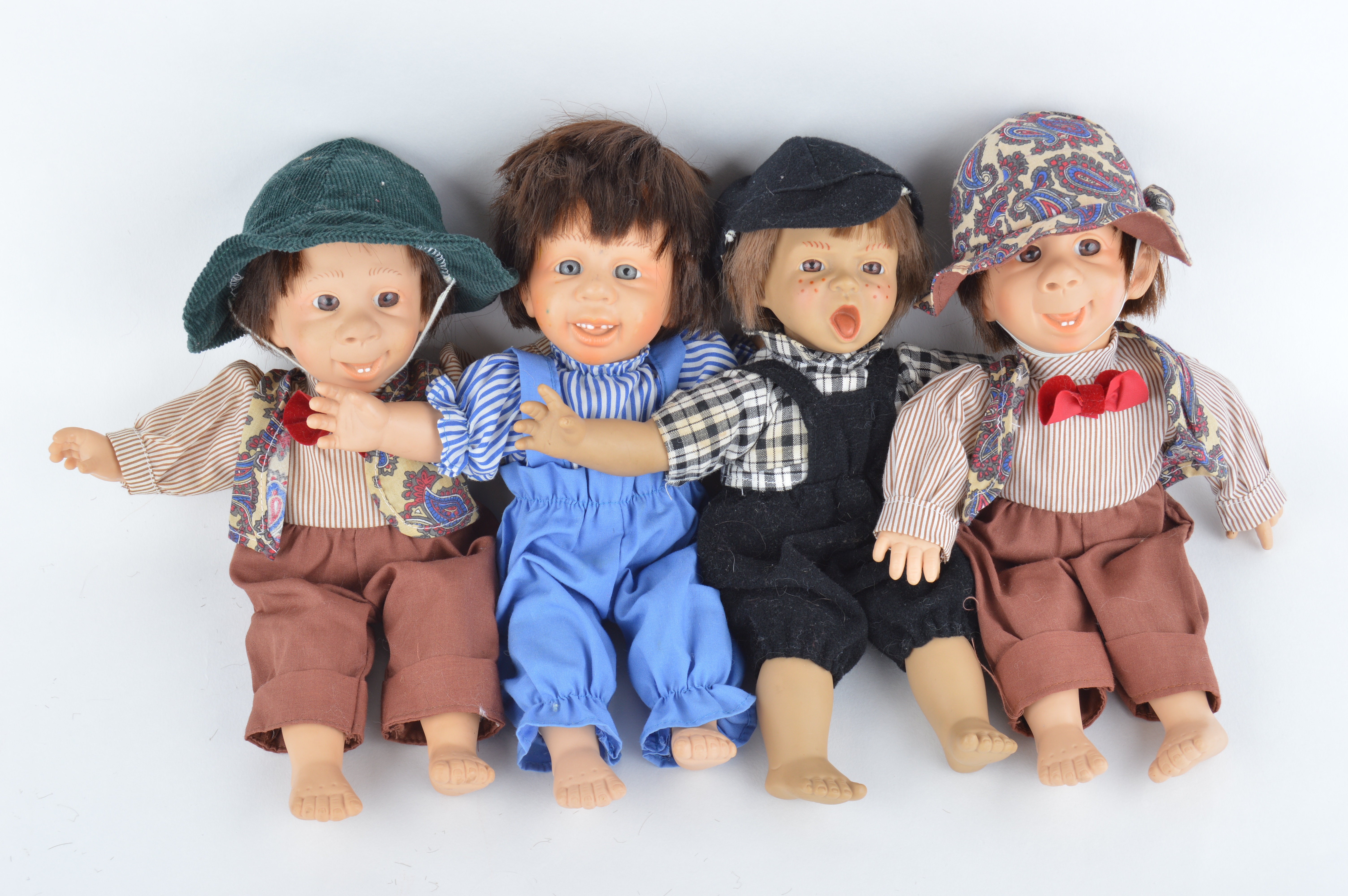 Vintage Gi-Go Expression Faces Dolls in Basket