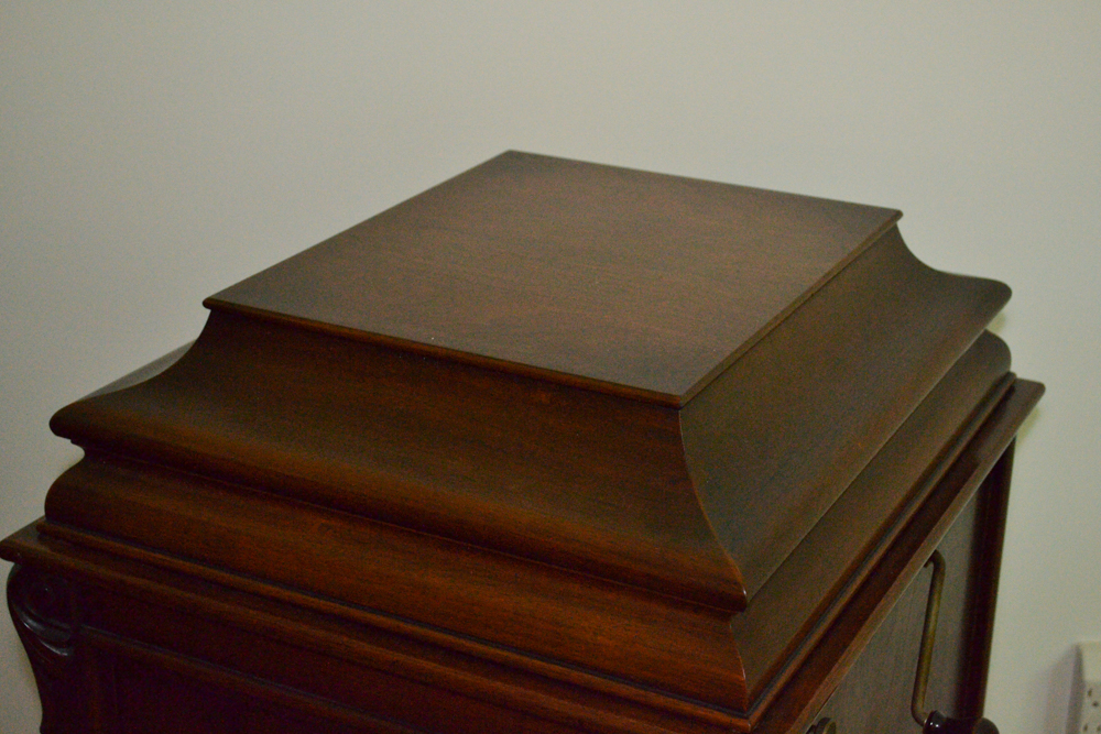 Antique Columbia Grafonola Record Player with Records