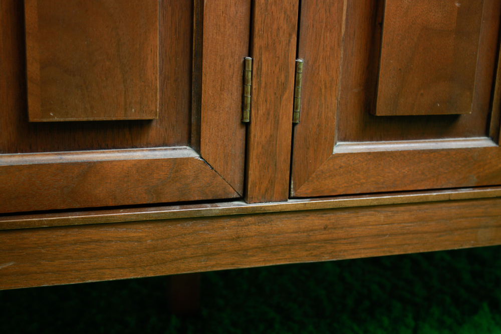 Vintage Mid-Century Modern "Athenia" Buffet/ Credenza