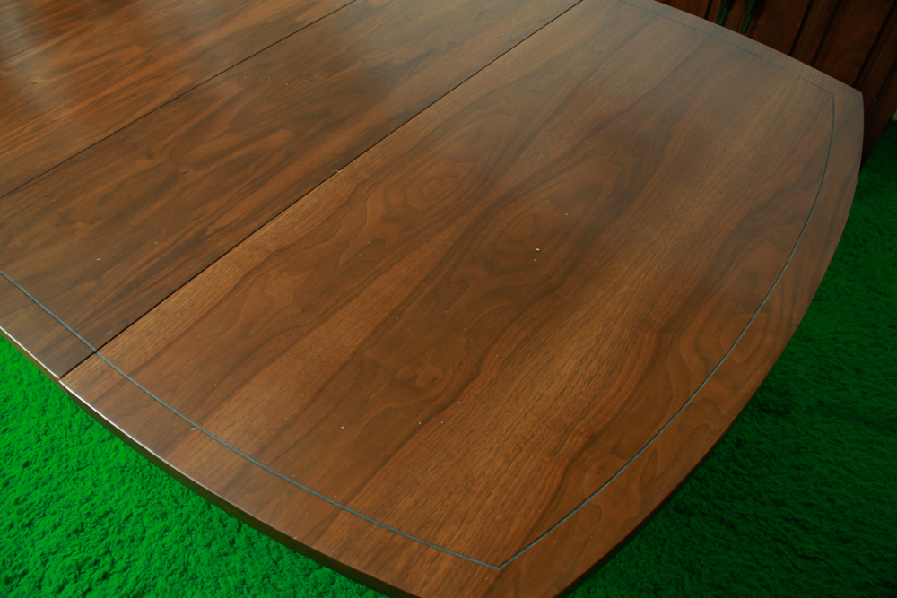 Vintage Mid-Century Modern Dining Room Table with Leaves