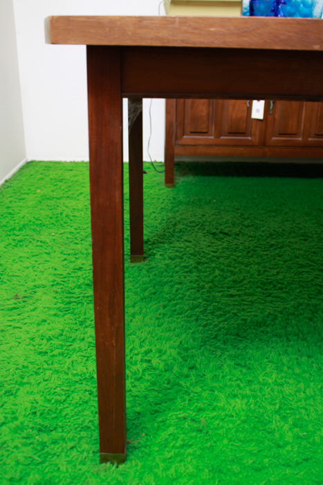 Vintage Mid-Century Modern Dining Room Table with Leaves