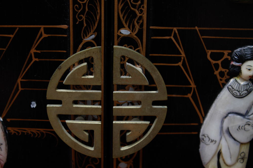 Chinese Black Lacquered Bar Cart