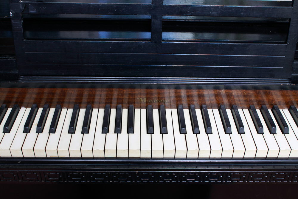 Eavestaff Pianette Spinet Minipiano with Bench