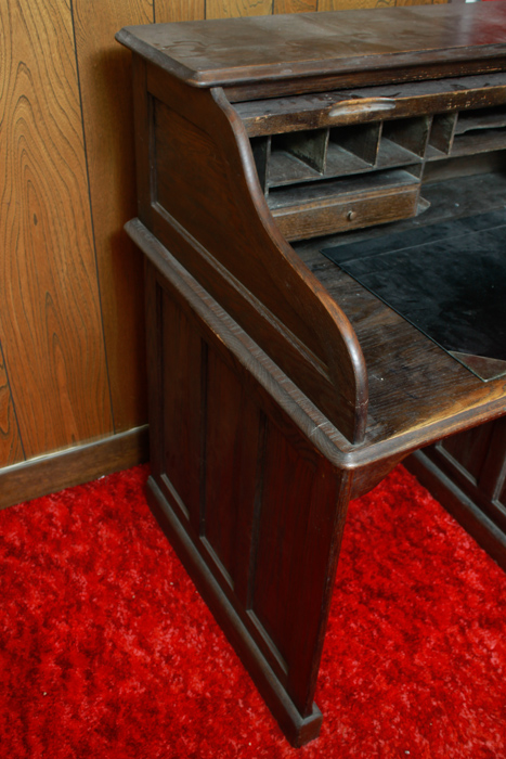 Vintage Roll Top Desk