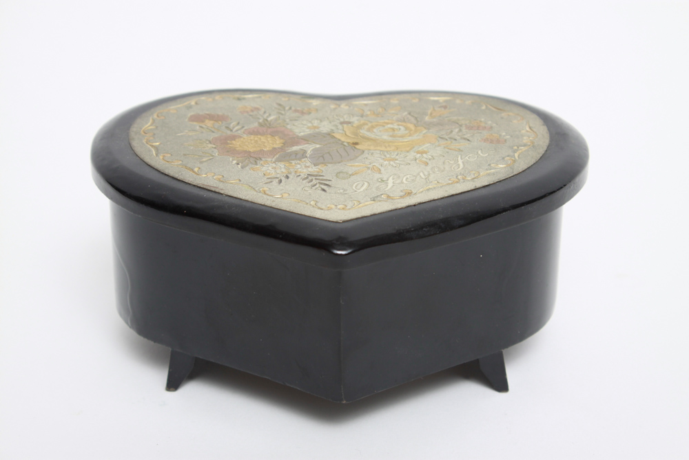 Music Boxes Including Gorham, Di Alpen, and Linden