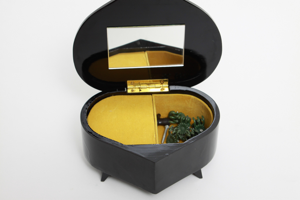 Music Boxes Including Gorham, Di Alpen, and Linden