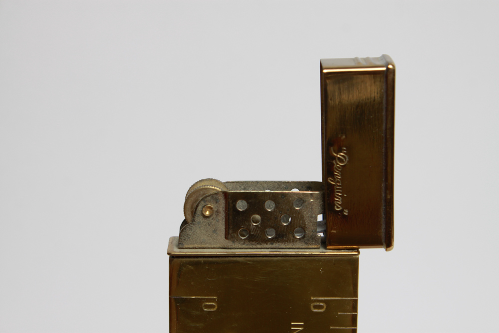 Penguins Lighter in the Shape of a Ruler