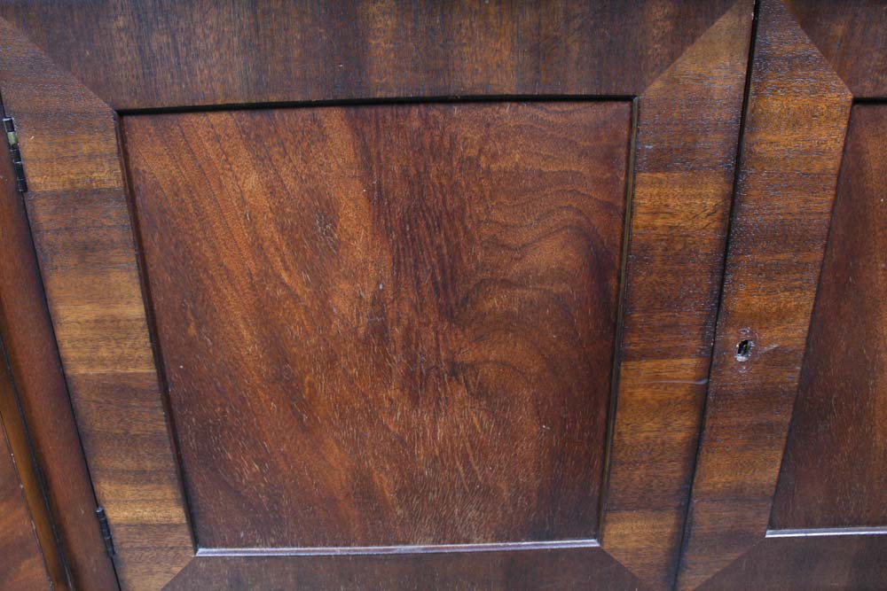 Drexel Heritage Covington Park Illuminated China Cabinet