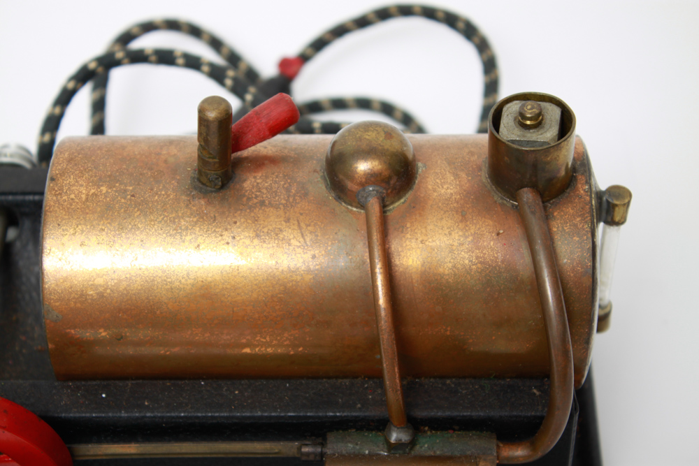 Harvey Miller 40 Watt Junior SIM Co. Steam Engine