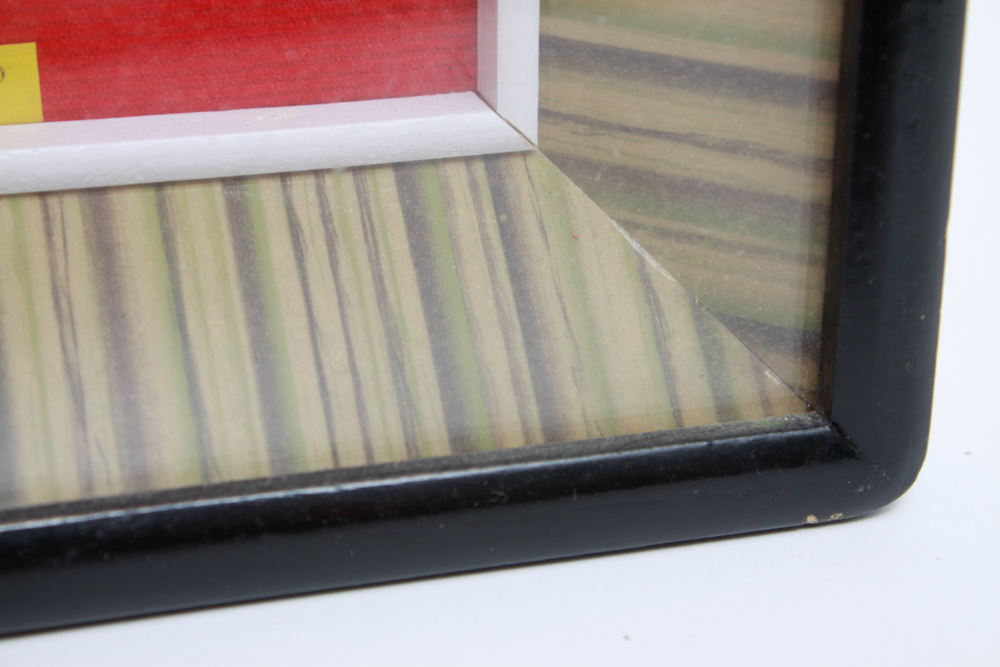 Model Chinese Instrument Shadow Box Display